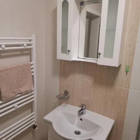 Comfort Apartment Studentski Grad Apartamento *